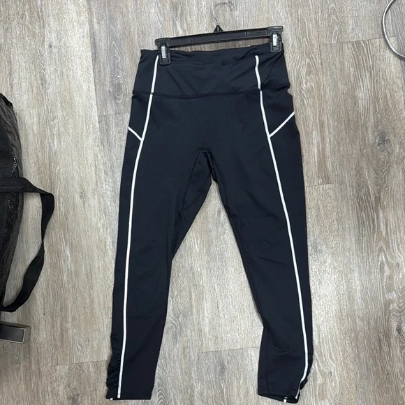 FP Movement by Free People Black Leggings - Picture 1 of 1